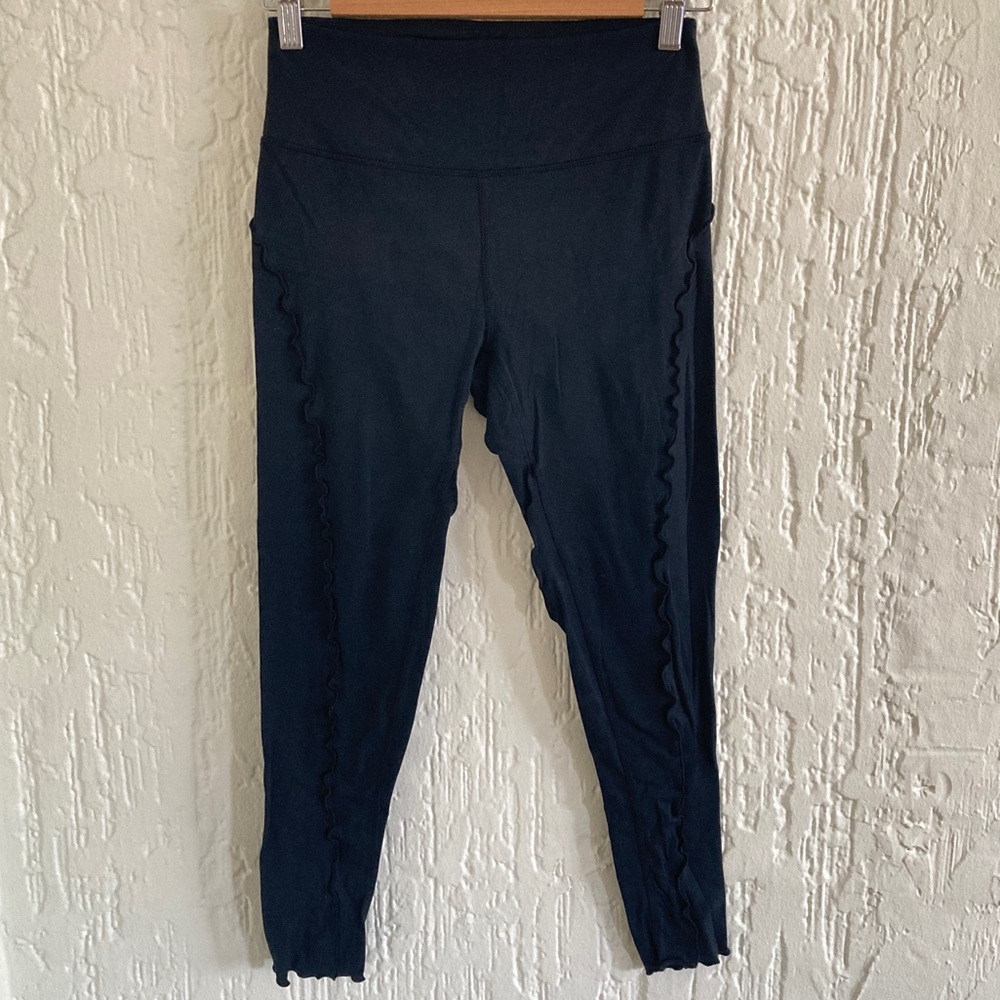 Free People Movement Black Ruffle Leggings Size Small